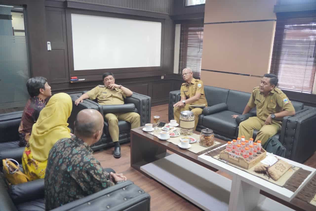 Pemkab Garut Terima Kunjungan Direktur Rumah Sakit Paru Rotinsulu Bandung