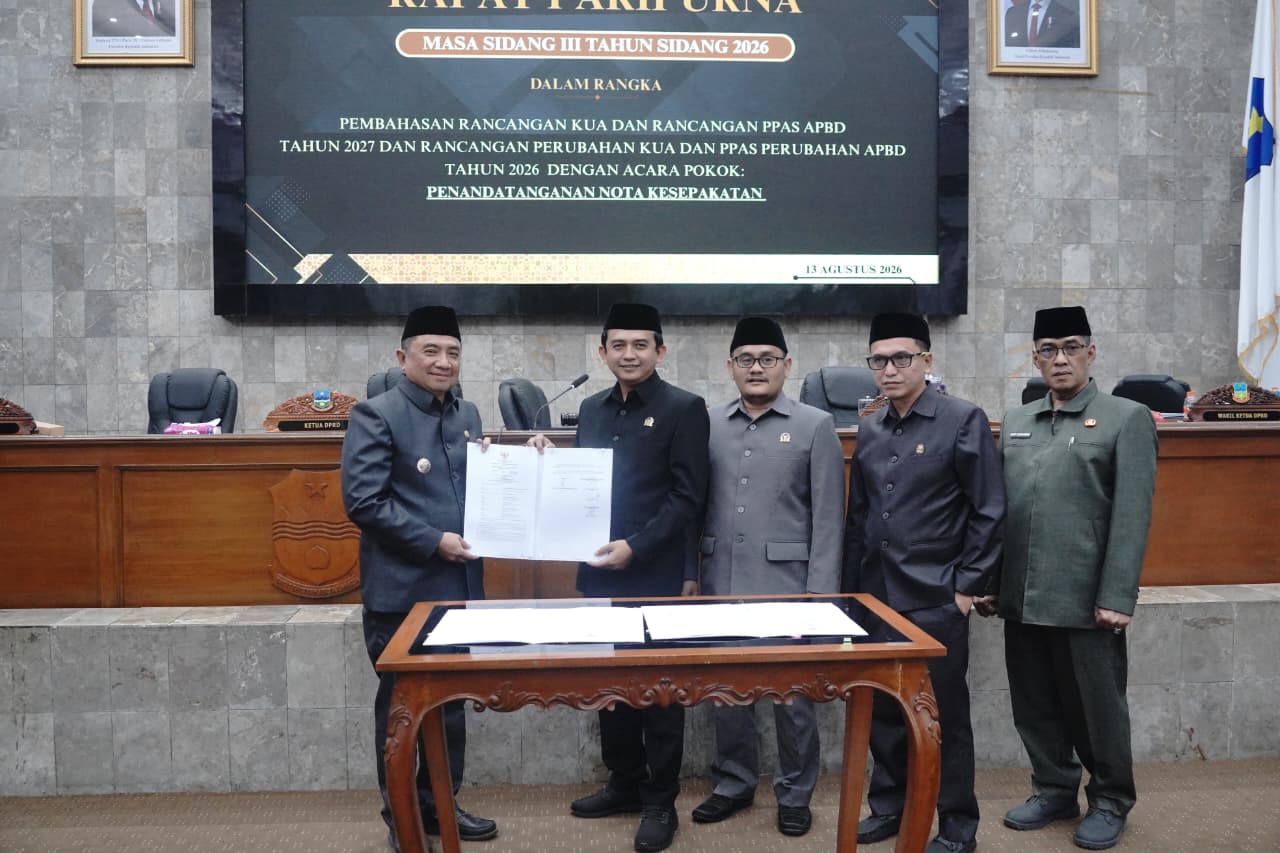 DPRD Garut Gelar Rapat Paripurna Dalam Rangka Penandatangan Nota Kesepakatan Dan Perubahan Kebijakan
